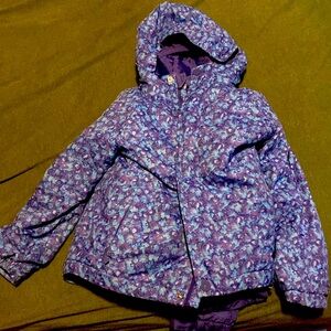 Gently used girls winter puffer double layer coat
